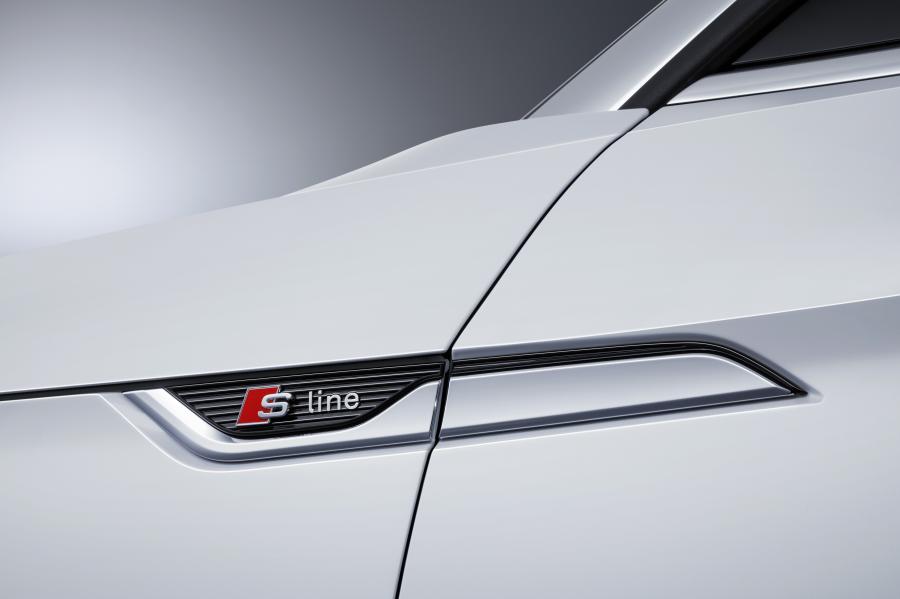 Детали экстерьера Audi A5 Cabriolet 2.0 TDI Quattro S-Line 2017 года  (WW) (фото 64 из 76)
